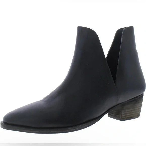 NEW Free People Charm Double V Ankle Bootie  Blue Leather Stacked Heel Size 39.5 - Picture 3 of 13